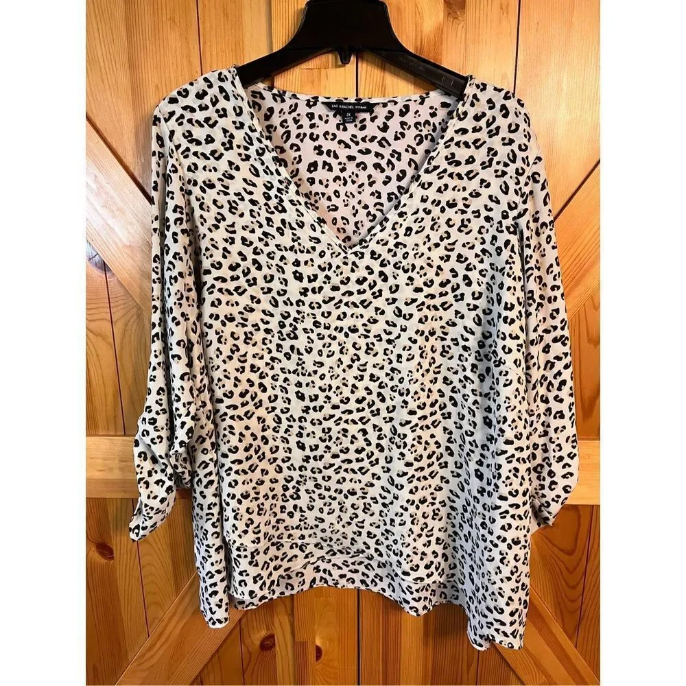 Zac & Rachel woman blouse size 2X￼(2548)